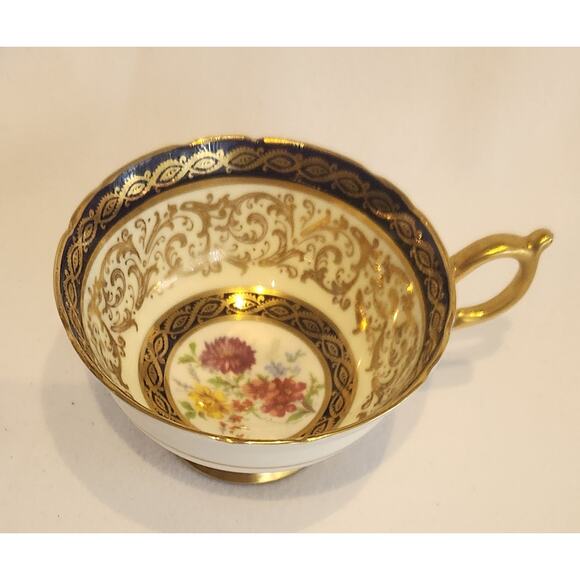 Paragon Bone China Teacup Cobalt Blue & Heavy Gold Filigree Floral Ctr 37–52 - Picture 1 of 5
